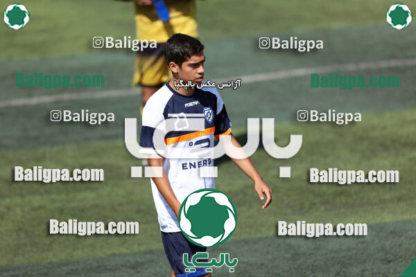 انرژی پیشرو ایرانیان 0 - 0 سزار