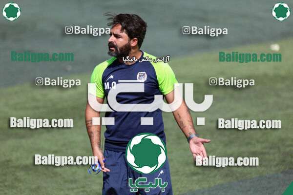 انرژی پیشرو ایرانیان 0 - 0 سزار