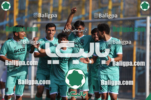 پاس قوامین 0–2 پیکان