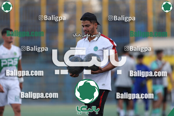 پاس قوامین 0–2 پیکان