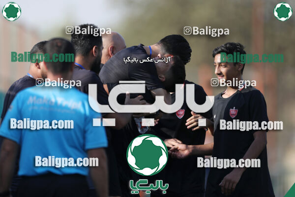 اهورا پارسه 0–3 پرسپولیس