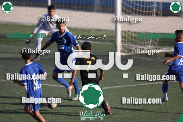 استقلال 3–0 توپان