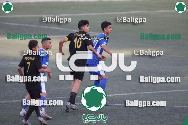 استقلال 3–0 توپان