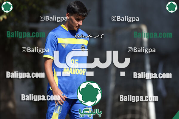 ماهور ری 0–2 مقاومت