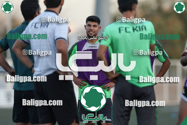 جلسه تمرینی تیم فوتبال کیا