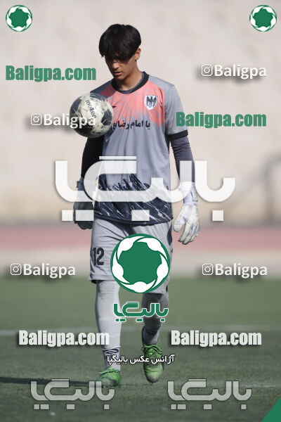 استقلال 5–1 شاهین