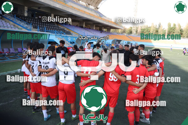 استقلال 5–1 شاهین