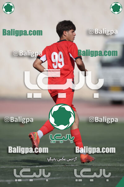 استقلال 5–1 شاهین