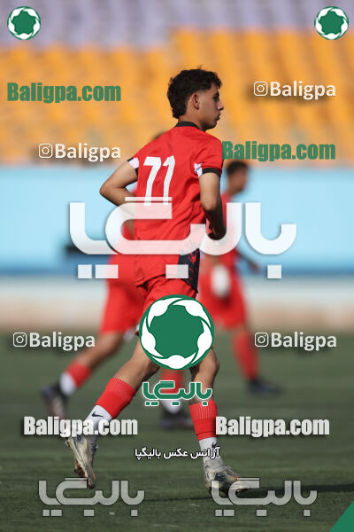 استقلال 5–1 شاهین