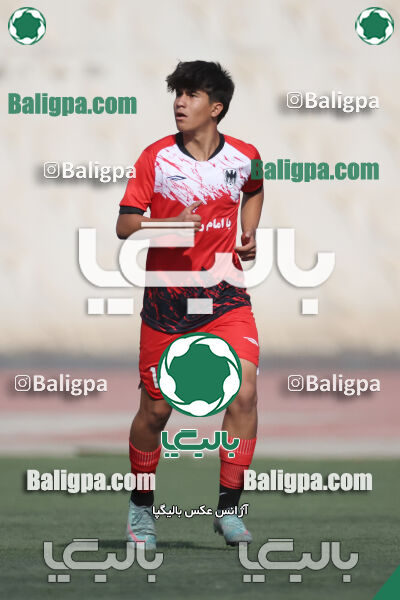 استقلال 5–1 شاهین
