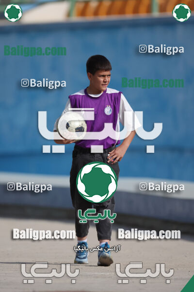 استقلال 5–1 شاهین