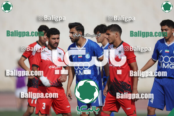 استقلال 5–1 شاهین