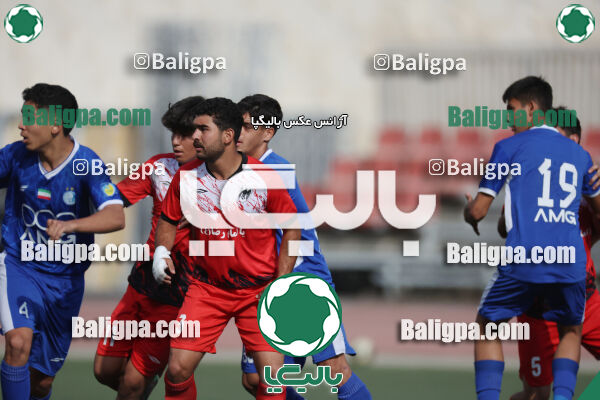 استقلال 5–1 شاهین