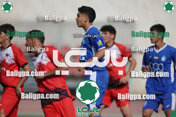 استقلال 5–1 شاهین