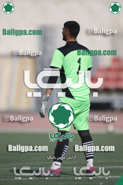 استقلال 5–1 شاهین