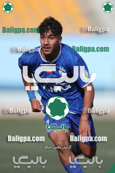 استقلال 5–1 شاهین