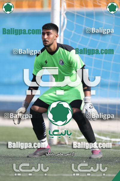 استقلال 5–1 شاهین