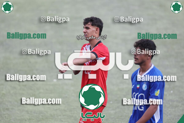 استقلال 5–1 شاهین