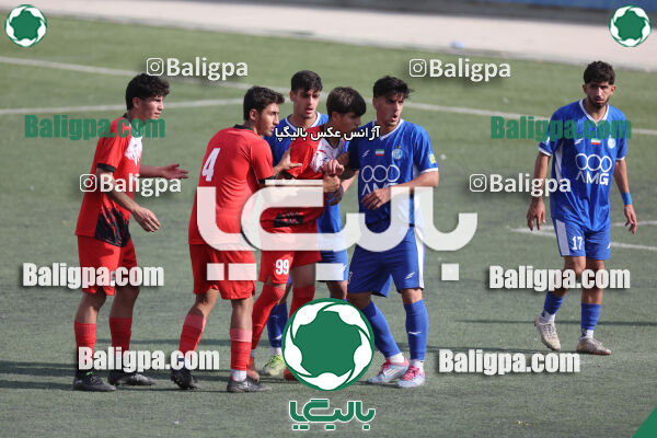 استقلال 5–1 شاهین