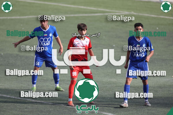 استقلال 5–1 شاهین