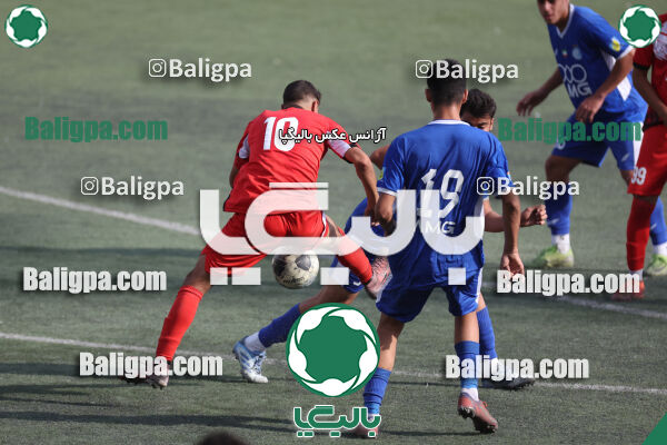 استقلال 5–1 شاهین