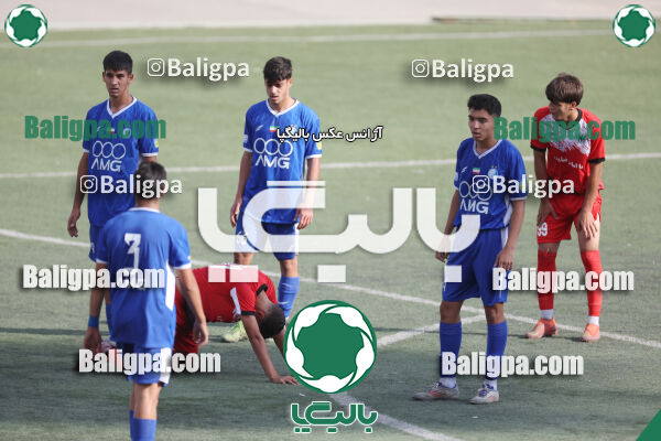 استقلال 5–1 شاهین