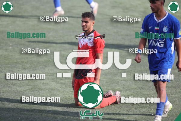 استقلال 5–1 شاهین