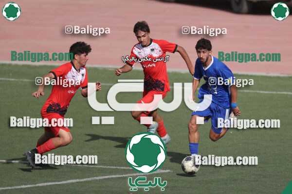 استقلال 5–1 شاهین