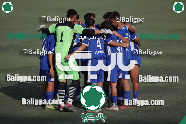 استقلال 5–1 شاهین