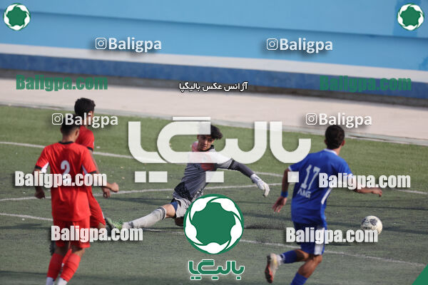 استقلال 5–1 شاهین
