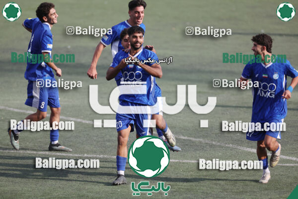 استقلال 5–1 شاهین
