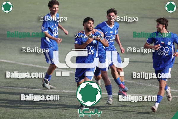 استقلال 5–1 شاهین