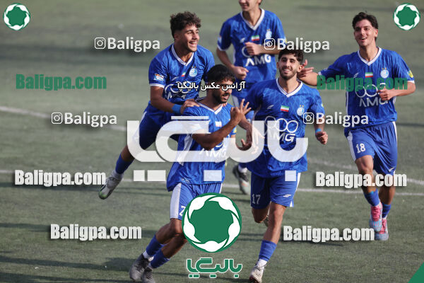 استقلال 5–1 شاهین