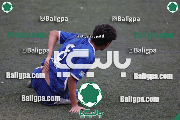 استقلال 5–1 شاهین