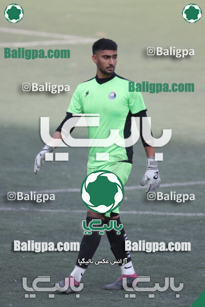 استقلال 5–1 شاهین