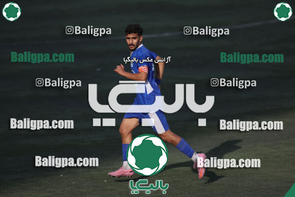 استقلال 5–1 شاهین