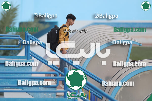 استقلال 5–1 شاهین