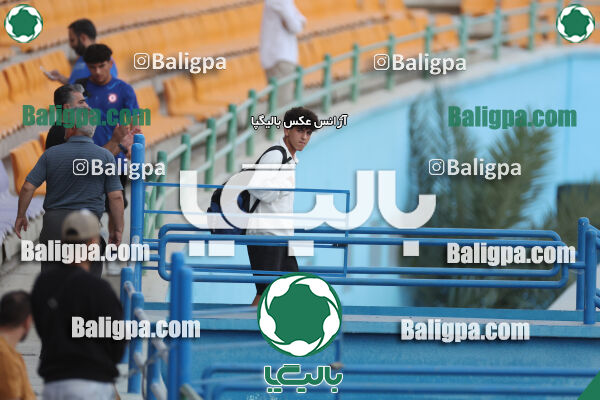 استقلال 5–1 شاهین