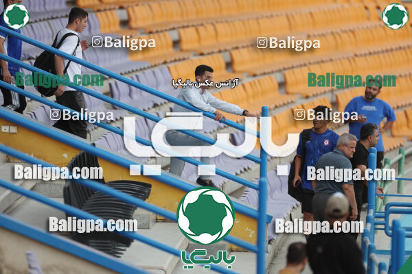 استقلال 5–1 شاهین