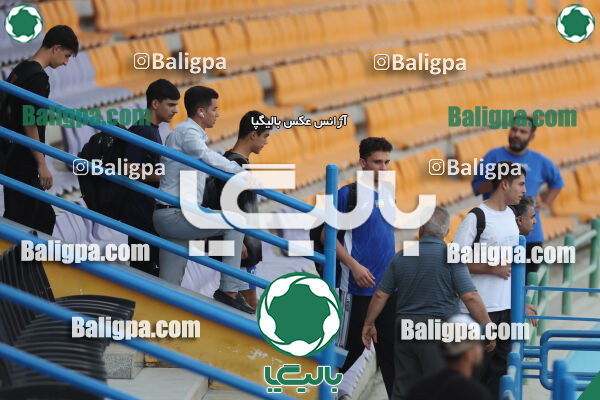 استقلال 5–1 شاهین