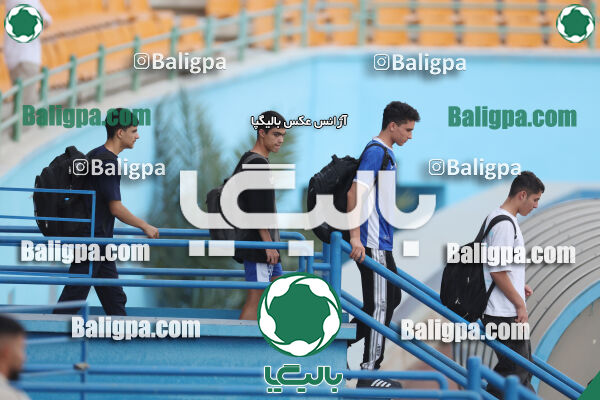 استقلال 5–1 شاهین