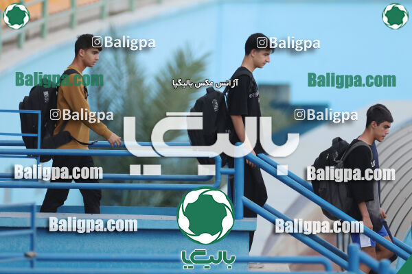 استقلال 5–1 شاهین