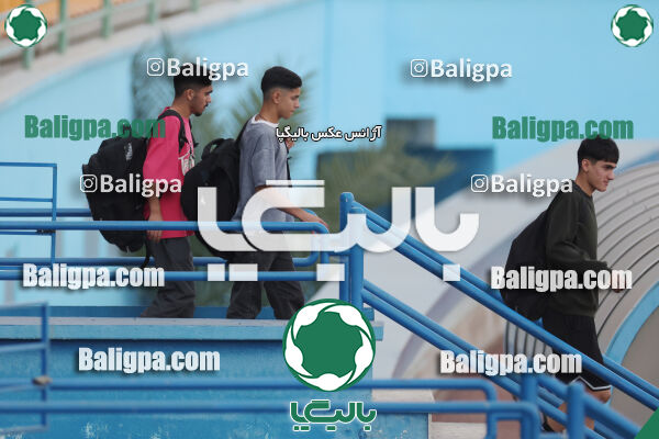 استقلال 5–1 شاهین