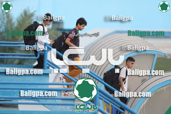 استقلال 5–1 شاهین