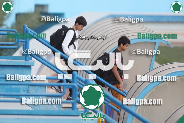 استقلال 5–1 شاهین