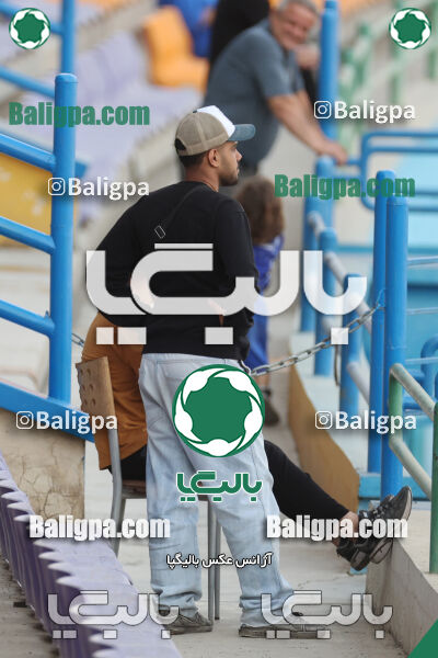 استقلال 5–1 شاهین