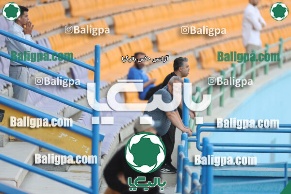 استقلال 5–1 شاهین