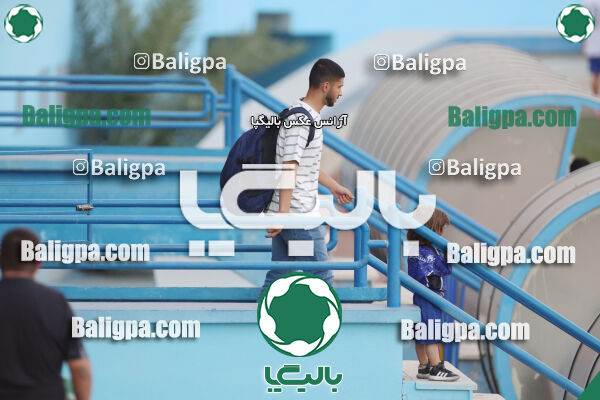 استقلال 5–1 شاهین