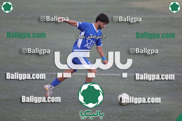 استقلال 5–1 شاهین