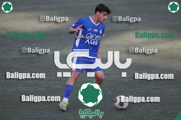 استقلال 5–1 شاهین